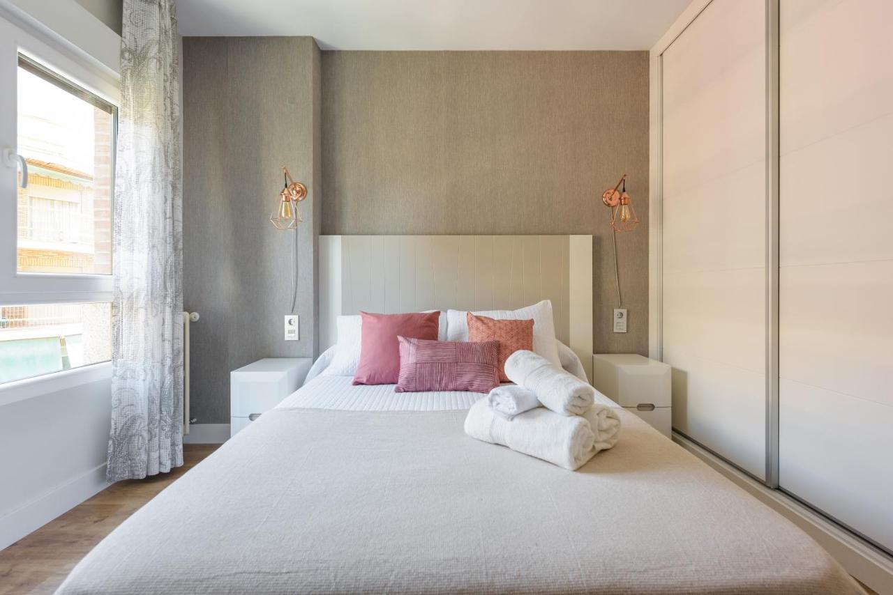 Apartamento Centrico Parking Aire Acondicionado Y Wifi Granada Esterno foto