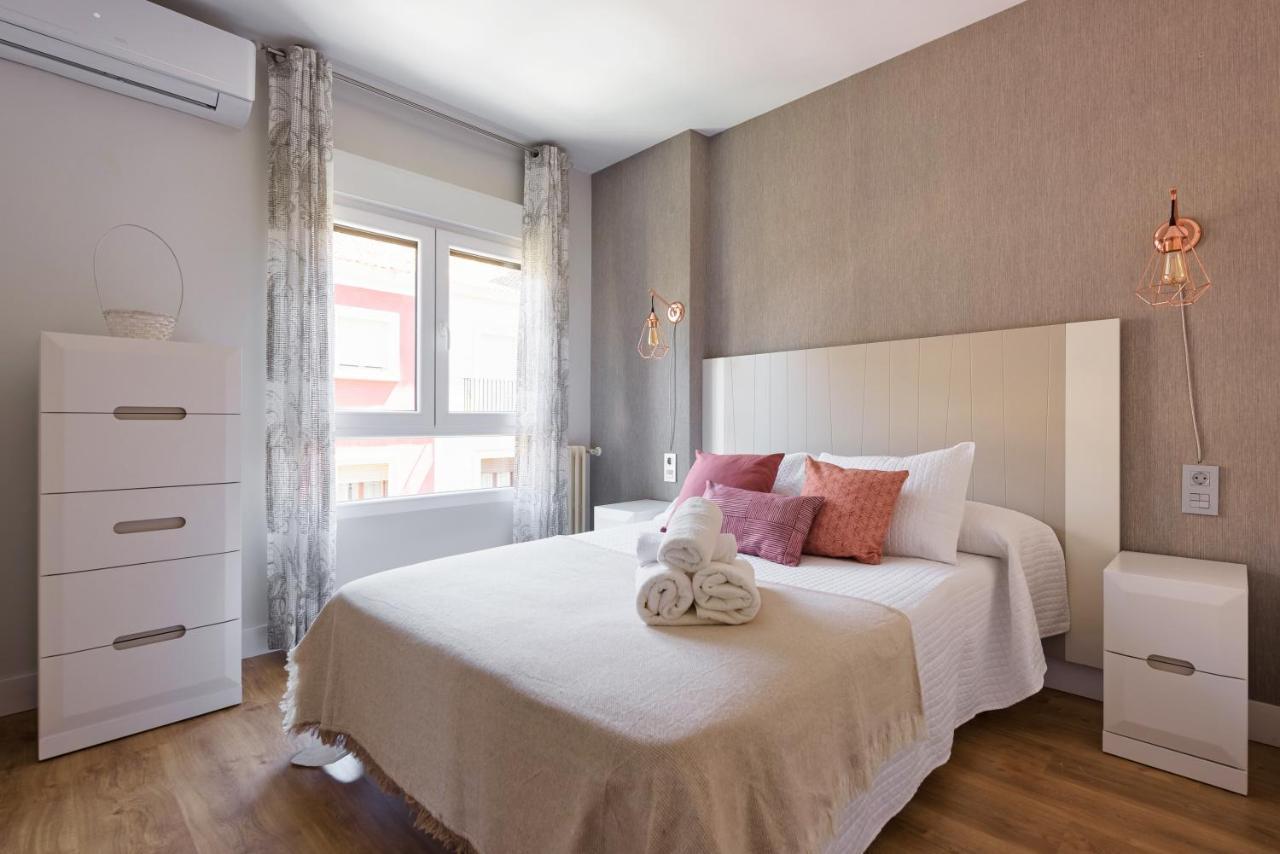 Apartamento Centrico Parking Aire Acondicionado Y Wifi Granada Esterno foto