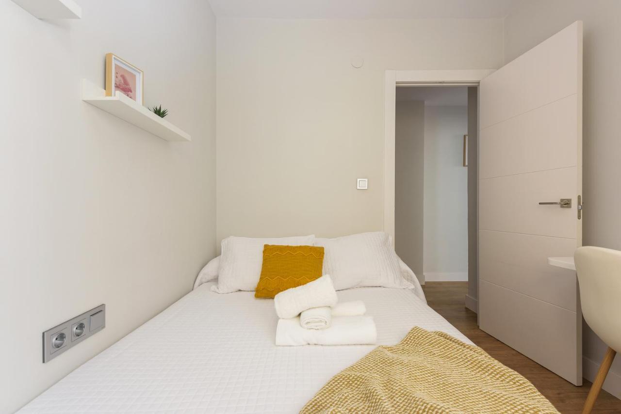 Apartamento Centrico Parking Aire Acondicionado Y Wifi Granada Esterno foto