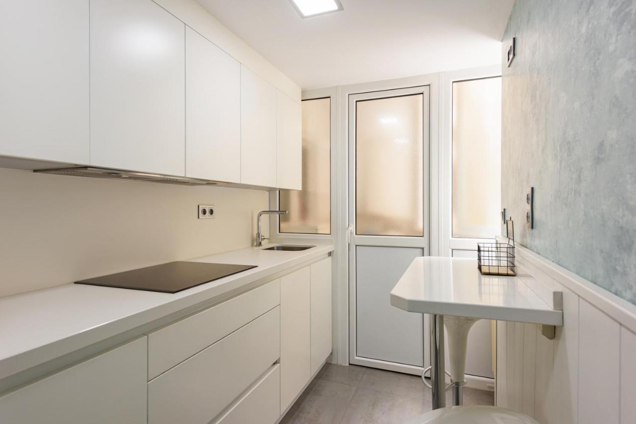 Apartamento Centrico Parking Aire Acondicionado Y Wifi Granada Esterno foto